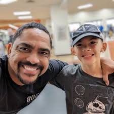 Glenn Lundy (@glennlundy)