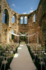 L'agence jour j event, vous propose des formules clés en mains dans des domaines atypiques comprenant la location de votre domaine, le. Chateau Du Vivier Organisation De Mariage 77 Location De Salle De Ceremonie Fontenay Tresigny 77 Chateau Mariage Mariage Mariage France