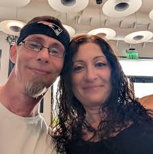 Do I need a tool to remove the valve cover pulley?