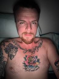 Hello i'm from the uk 🇬🇧 if anyone wants to add me