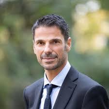 Sandra Minotti's Instagram, Twitter & Facebook