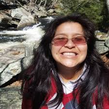 Sabrina Hosmer's Instagram, Twitter & Facebook