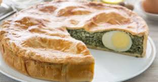 / struccolo de pomi l'origine dello strudel è molto antica ed è di sicura derivazione turca. Strucolo A Typical Dish Of Trieste