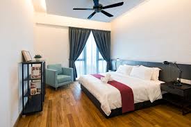Located in the city centre. Penang Service Apartment For Daily Rent Jazz Service Suite Penang