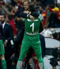 The largest collection of free football wallpapers and flash games on the web! Fatih Terim