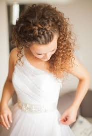 50 Simple Bridal Hairstyles For Curly Hair Curly Bridal Hair Bride Hairstyles Curly Wedding Hair