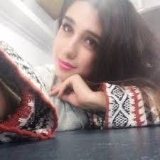 Victoria Lemaster's Instagram, Twitter & Facebook