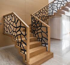 Der individuelle charakter einer treppenmeister treppe kann durch die geländerkonstruktion nach ganz persönlichen vorlieben unterstrichen werden. Treppengelander Berlin Treppengelander Von Markiewicz