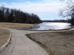 Hough Park Lake Fishing Iven Road In Jefferson City Mo Located South Side Of Oak Hills Golf Center Can Be Accessed From Lake Fishing Park Trails Scenic
