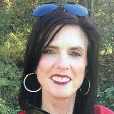 Regina Sowell's Instagram, Twitter & Facebook