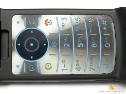 Motorola KRZR K3 review: New party star ...