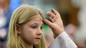 Catholic Students participate in Ash Wednesday
