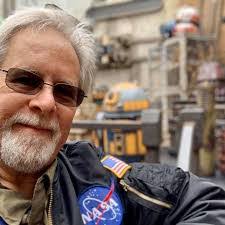 Thomas Deaton's Instagram, Twitter & Facebook