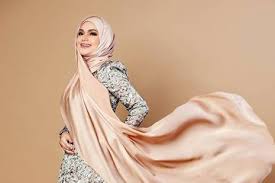 Dato' sri siti nurhaliza binti tarudin ssap, dimp, jsm, sap, pmp, aap (jawi: Lirik Lagu Seluruh Cinta Siti Nurhaliza Feat Chakra Khan Sonora Id