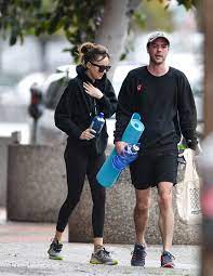 Your online home for everything dakota johnson. Dakota Johnson Leaving Yoga In La 02 09 2020 Celebmafia