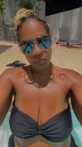 Hey I'm new to Va from nyc looking to meet new people 😁