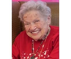 Mary Crews's Instagram, Twitter & Facebook