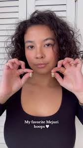 Puffy Charlotte Huggies