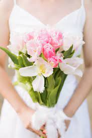 Step by step tutorial video. Michael And Sarah S Engagement At San Francisco City Hall Flower Bouquet Wedding Beach Wedding Flowers Spring Wedding Bouquet