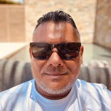 Robert Tham (@robert__tham) • Instagram photos and videos