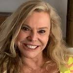 Elaine Cataldi's Instagram, Twitter & Facebook