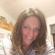 Jennifer Glidden's Instagram, Twitter & Facebook