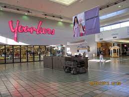 105 likes · 6 were here. Daanyal Ochoa Barnes And Noble Northpark Mall Davenport Ia