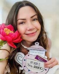 London love ❤️ Covent Garden was one of my favorite spots to explore in  London for sure. So much that we came back there multiple times throughout  our stay. If you want