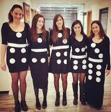 21 Office Appropriate Halloween Costumes For The Company Party Easy Diy Costumes Diy Halloween Costumes Quick Halloween Costumes