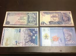 Katanya, cuti semester dia melakukan kerja sambilan iaitu menjual barangan perhiasan untuk menampung pengajiannya. Duit Syiling Yang Dicari