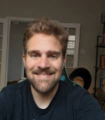 Am I single? Or desperate! Because at 43 I have no children and feel  isolated! 😢🤕💔😭