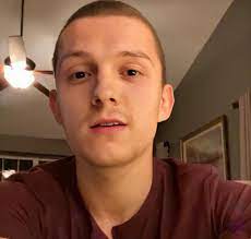 I Miss His Curls Tom Holland Haircut Tom Holland Tom Holland Spiderman