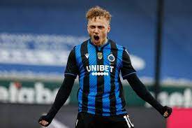 Voetballers voetbal pictogrammen aantal club. Noa Lang Met Twee Goals En Assist Held Van Club Brugge Buitenlands Voetbal Ad Nl