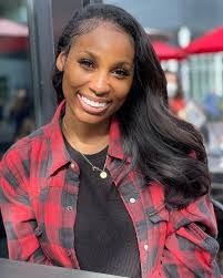 Eboni Evans's Instagram, Twitter & Facebook