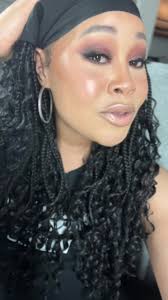 I finally did a makeup tutorial, y’all 😍 Also, ALL of my  @blessedandbeautifulbyevvie products are