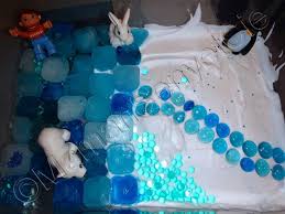 Activite Bac Sensoriel D Hiver Maman Seny Et Compagnie Bac Sensoriel Sensoriel Activite