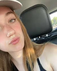 Alana Walden's Instagram, Twitter & Facebook