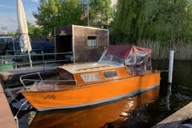 Vezi cursul valutar pentru lira sterlina la zi si urmareste pe graficul evolutiei gbp valorile maxime si minime. Yacht Charter Berlin Boat Rental At The Best Price Click Boat