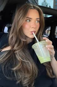 Emily Dabrowski (emilydabrowski)