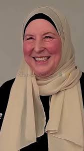 2daisy Converts to Islam