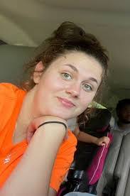 Molly Qualls's Instagram, Twitter & Facebook