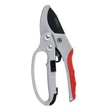 Your garden or lawn might be designed in such a way that you have to work your way around pedestrian paths. Garden Shears Loppers Hedge Shears Wilko Com