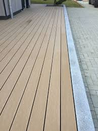 Wpc Dielen Verlegt Holzbau Esch Dielen Esch Holzbau Verlegt Wpc In 2020 Outdoor Walkway Decks Backyard House Landscape