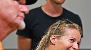 De sprintdiva lacht, maar de 'turbo' is zoek: heeft coach Reider haar te  zwaar belast?