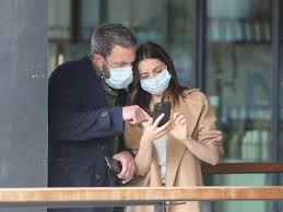 Images and information on this blog are copyright to their respectful owners. Ana De Armas Outfoxes Paparazzi Vanity Fair