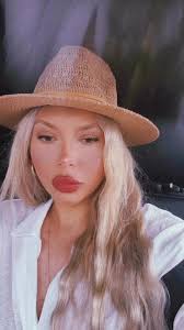 Denise Allison Schne