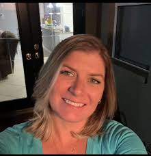 What are the hours for shows and demonstrations?