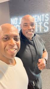 So I'm sitting here being extremely humbled that 1st, someone would think  my story was interesting enough to ask me to share it, and 2nd, the room  would not only be filled,