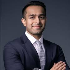 Chicago, I'm coming home! After my upcoming graduation from The George  Washington University Law School this May, I am happy to share that I will  be joining Winston & Strawn LLP in