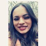 Carmen Dutton's Instagram, Twitter & Facebook